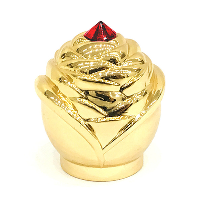 kopen Van de kleurenzamak van de douaneluxe de Gouden Kroonkurken van het het Metaalparfum met Rode Steen online manufacture