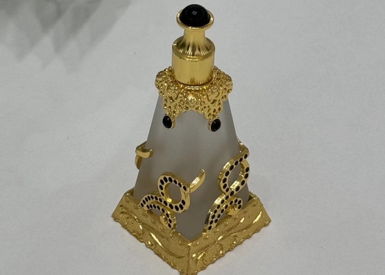 kopen Persoonlijk ontworpen metalen parfumkap Zink legering parfumfleskappen online manufacture