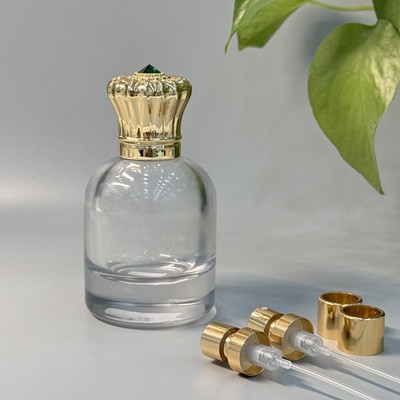 kopen Gepersonaliseerde diamant zink legering Zamak Parfum Cap voor unieke geur flessen ontwerpen online manufacture