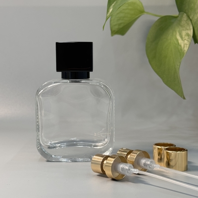kopen Zinklegering Zamak Parfumkappen voor gemakkelijke toepassing op flessenhals online manufacture