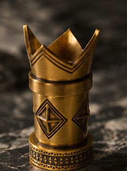 kopen Antieke Gouden Kroonvormige Zamak Parfumdop met Tribale Gravure Details voor Luxe Geurverpakking online vervaardiging