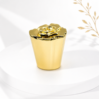 kopen Fabriek Custom Logo Spiegel Gepolijst 3D Rozenbloem Zamac Parfum Kap Glanzend Goud Zink Alloy Conic Cone Bloemdeksel Compatibel FEA15 Glas Vrouwen Oud Parfumflessen online vervaardiging