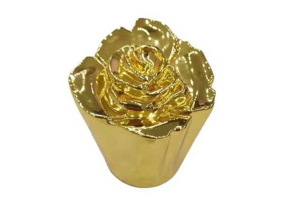 Romantische Roos-vormige parfumfleskap Custom Flower Zinc Alloy Parfumkap