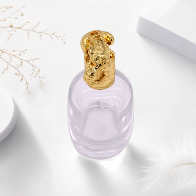 Op maat gemaakte gouden textuur top Zamak parfum kap voor elegante parfum fles deksels