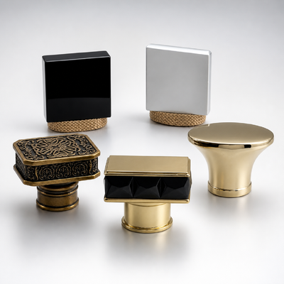 Luxe vierkant Zamac Parfum Kap Goud Zwart Zilver Holle gesneden metalen gevels Parfumfles Deksel Custom Logo For Oud Fragrance